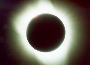Eclipse total do Sol - Nelson Falsarella e F�tima Carnicel
